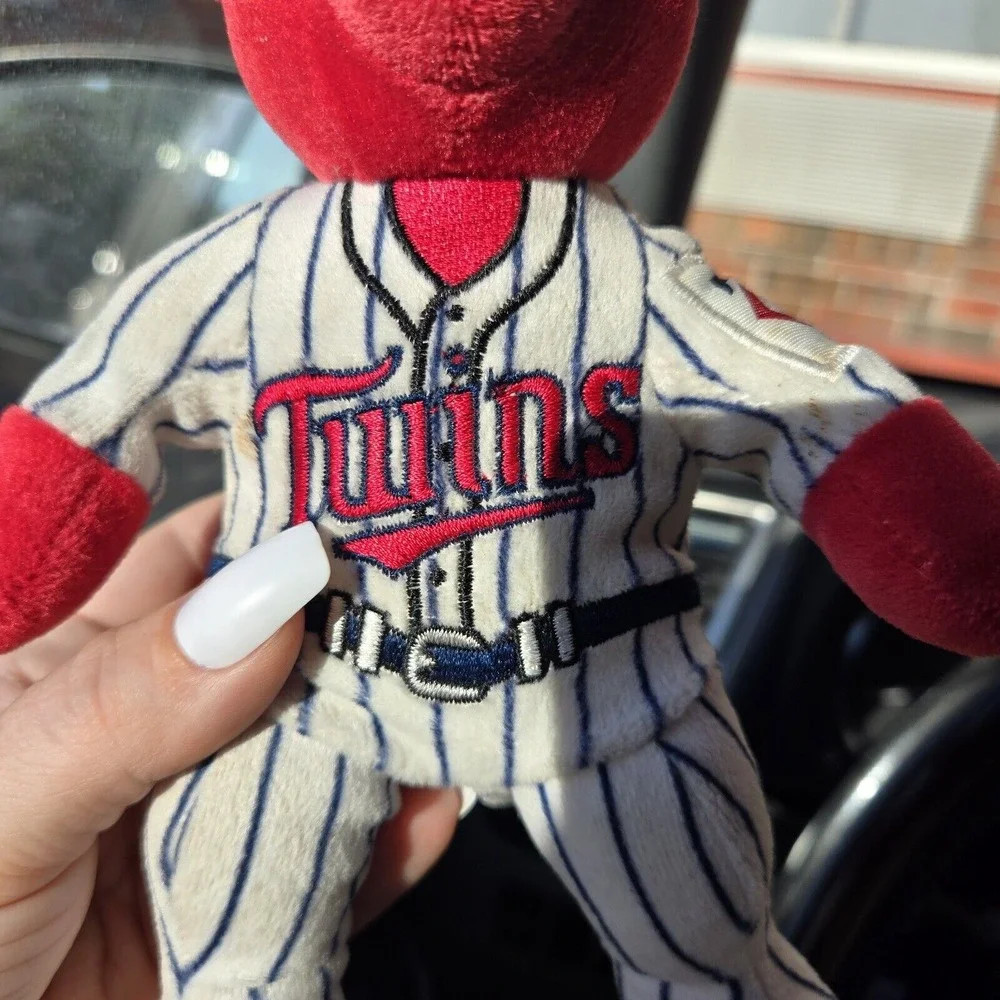 Vintage Rare Team Beans‎ MN Twins Kirby Puckett Red Bear With Stripe Unifrom